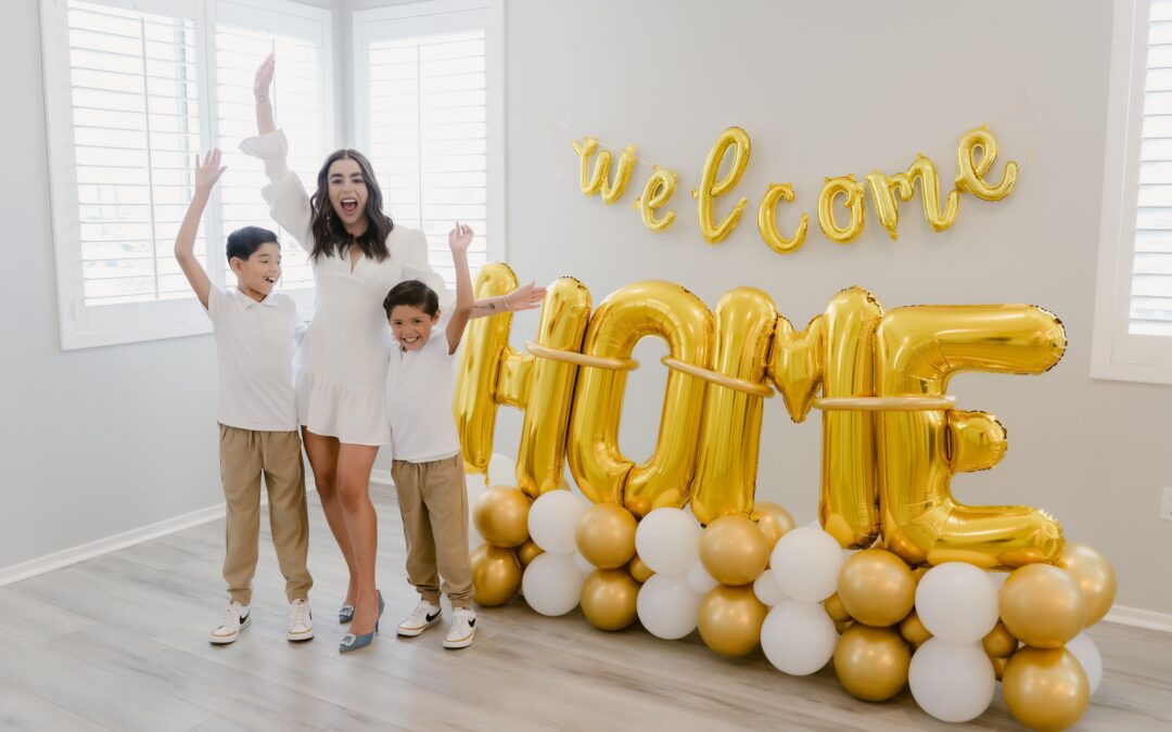 Capturing New Beginnings: A Joyful New Home Photoshoot